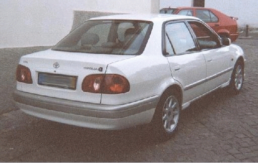 corolla_traz_tte.jpg