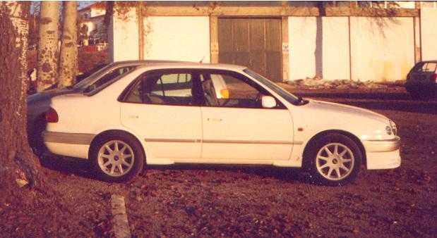 corolla_tte_lado.jpg
