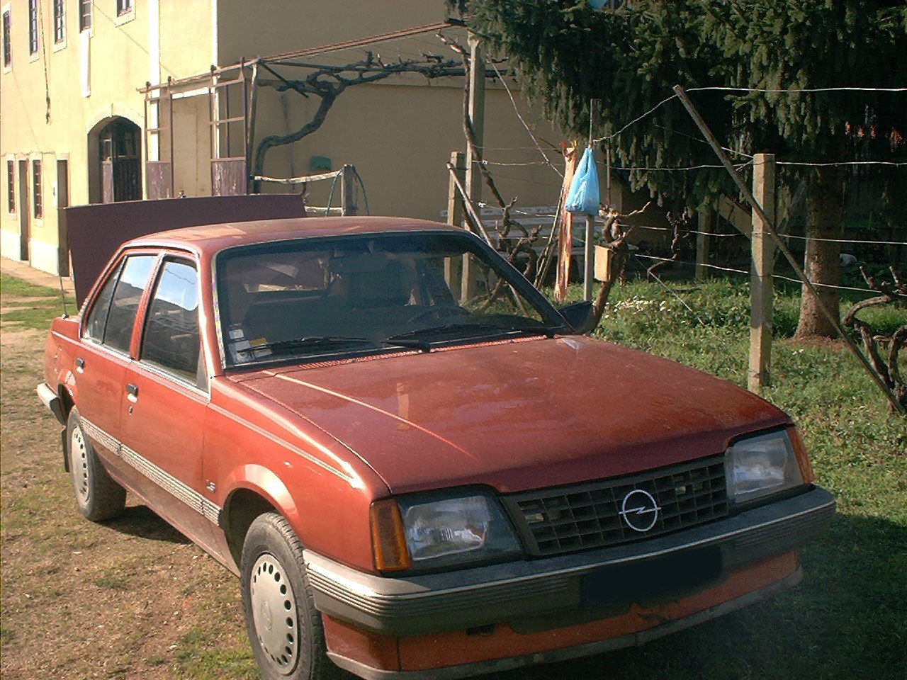 opel_ascona1.jpg